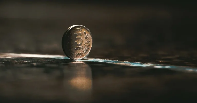 別再傻存錢！這5個理財秘密，銀行行員絕對不會告訴你！